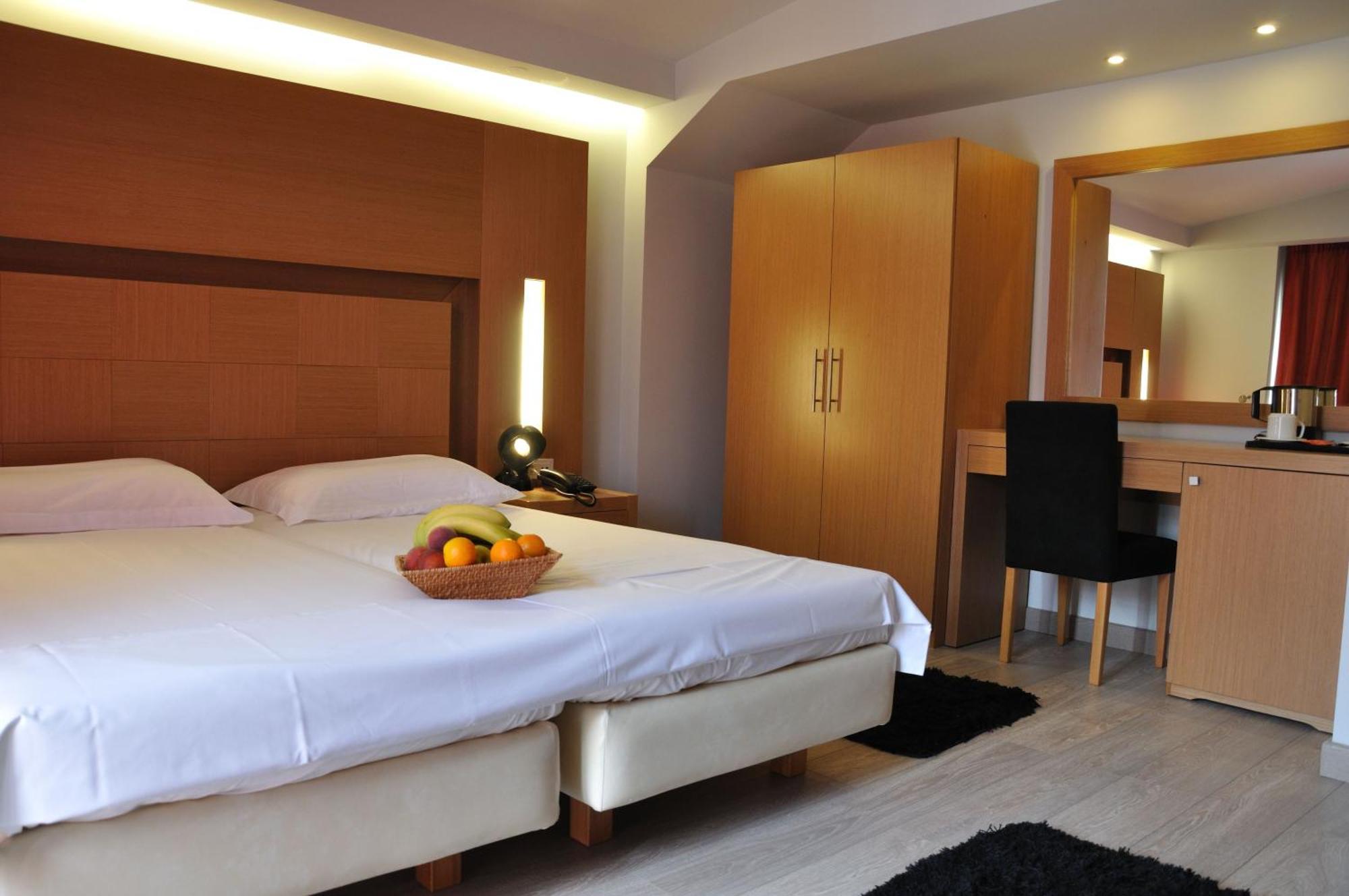 Corfu Mare Hotel -Adults Only Ngoại thất bức ảnh