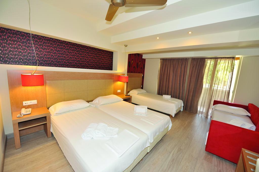 Corfu Mare Hotel -Adults Only Ngoại thất bức ảnh