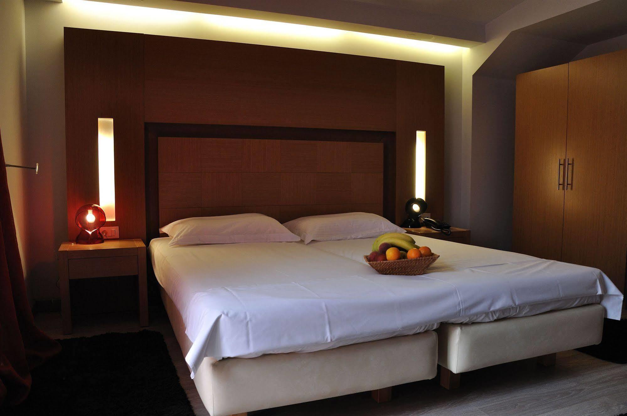 Corfu Mare Hotel -Adults Only Ngoại thất bức ảnh